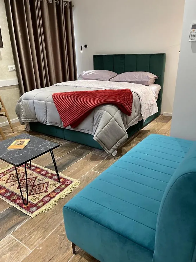 Le Petit Central Apartments Tirana